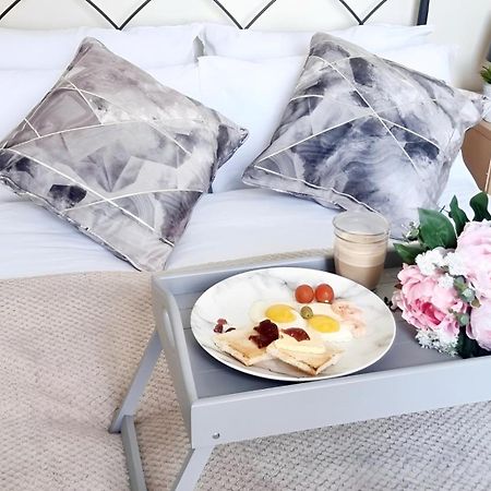 Comfy 2 Bedroom Flat Near Edinburgh City Center Buitenkant foto